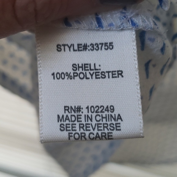 Beautiful cap sleeve shirt - Picture 5 of 5